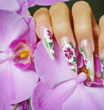 наращиванеи ногтей Киев цветы лето